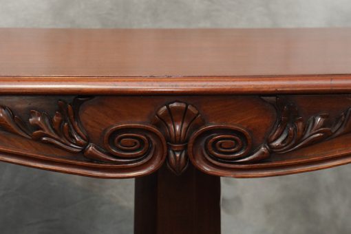 console table front detail