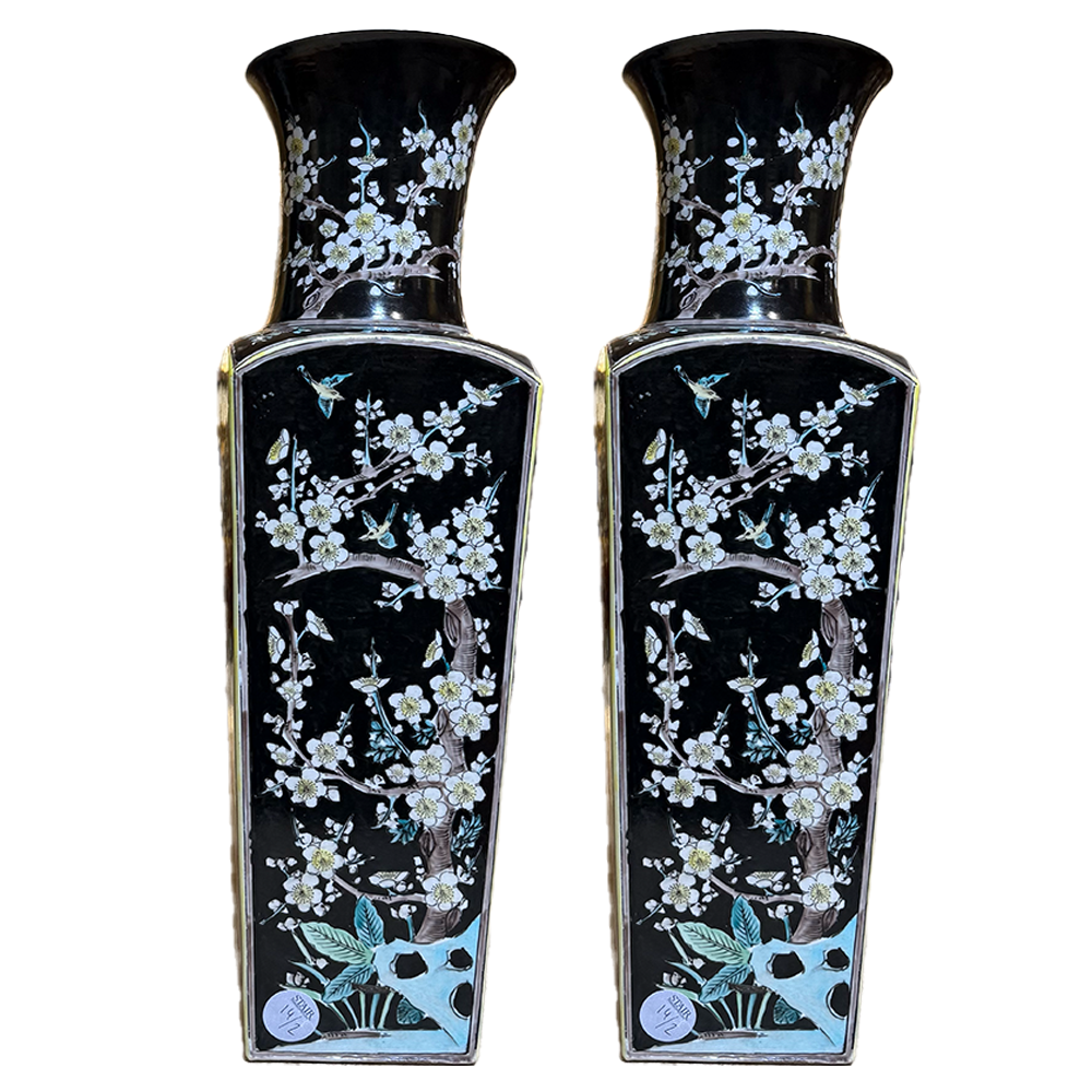 Famille Verte Vases
